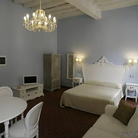 Casa De Fiori Pensión 2*