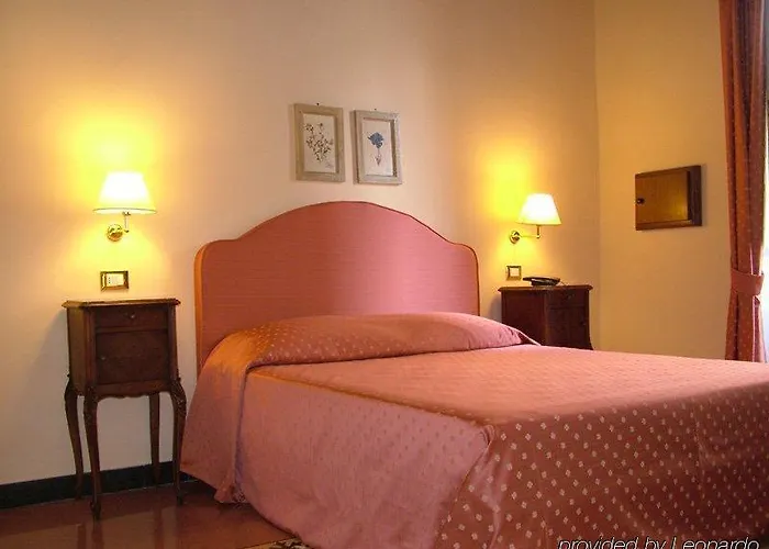 Casa De Fiori Отель 2*