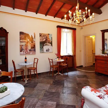 Casa De Fiori Rzym